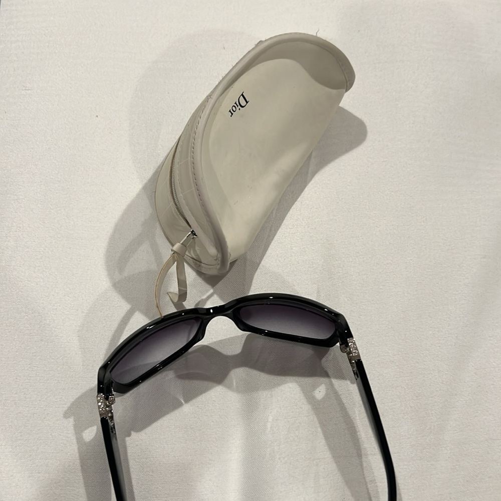 Dior Sunglasses - Picture 5 of 5